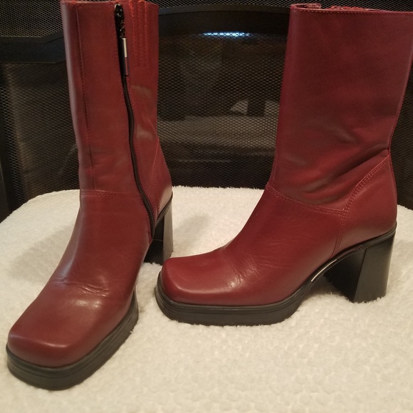 Tommy hilfiger boots red hot sale